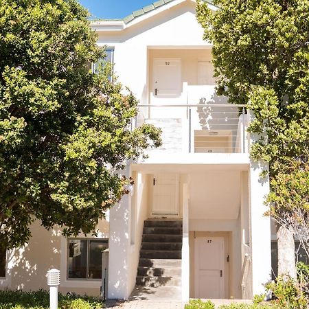 Whale View Self Catering Apartment Hermanus Bagian luar foto